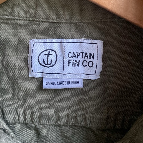 Captain Fin Co. surf Staple Shirt - Picture 2 of 6